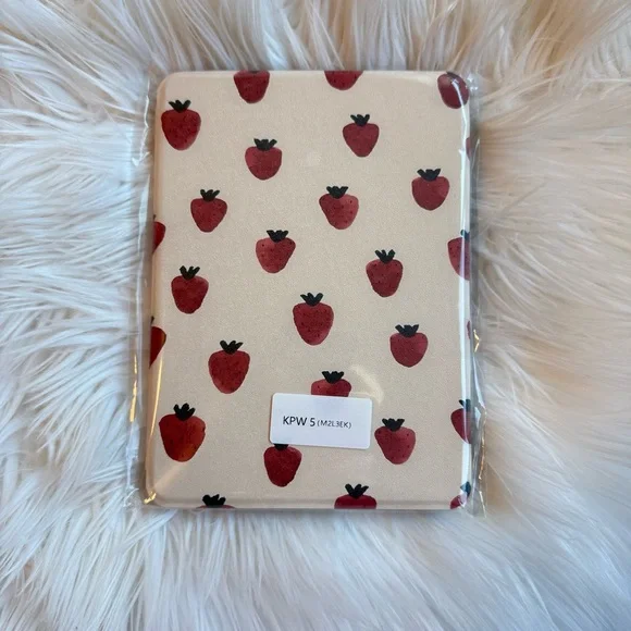 NEW Strawberry Kindle Case 🍓 | Kindle Paperwhite 11th Generation model#: M2L3EK - Picture 2 of 3